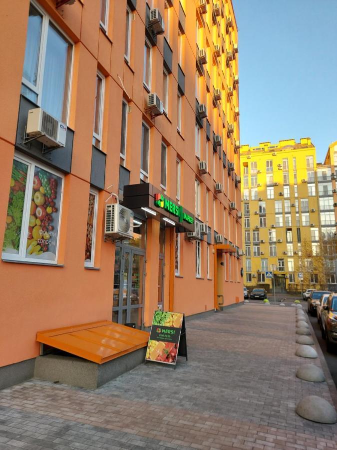 Апартаменти Комфорт Таун เคียฟ ภายนอก รูปภาพ